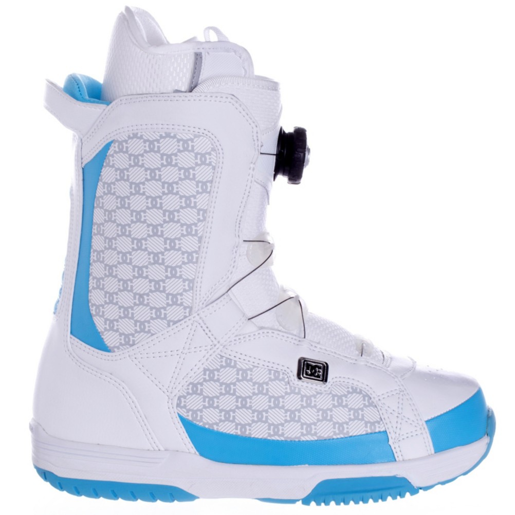 DC Scout Womens Snowboard Boots 2009