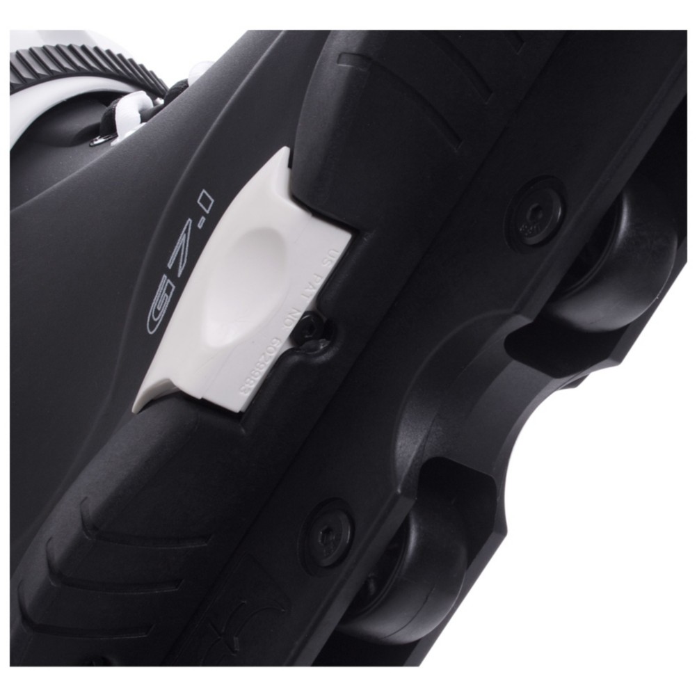 Razors Genesys 7.1 Aggressive Skates 2010